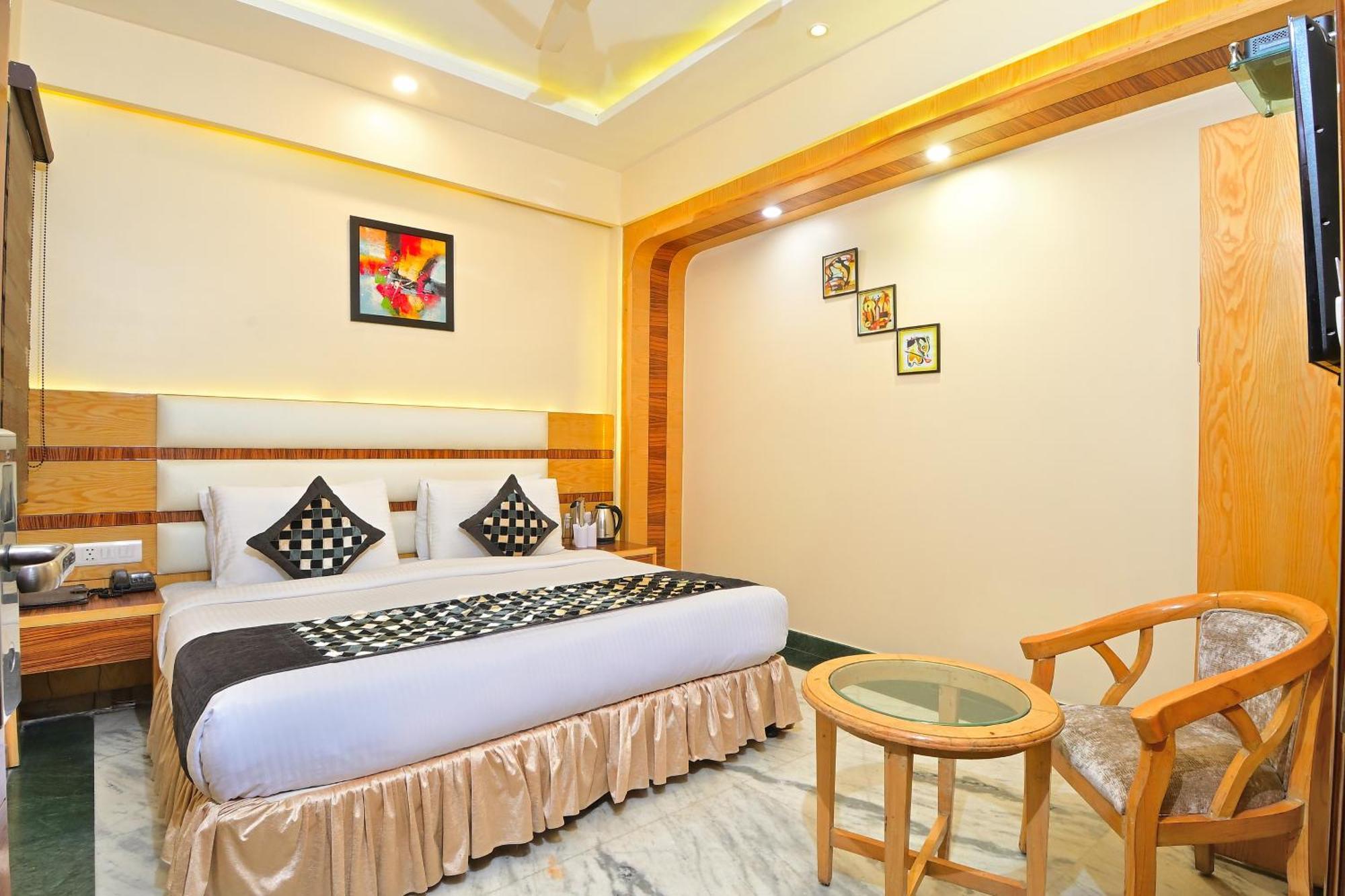 Hotel Hari Piorko Grand - 2 Min From New Delhi Railway Station Экстерьер фото