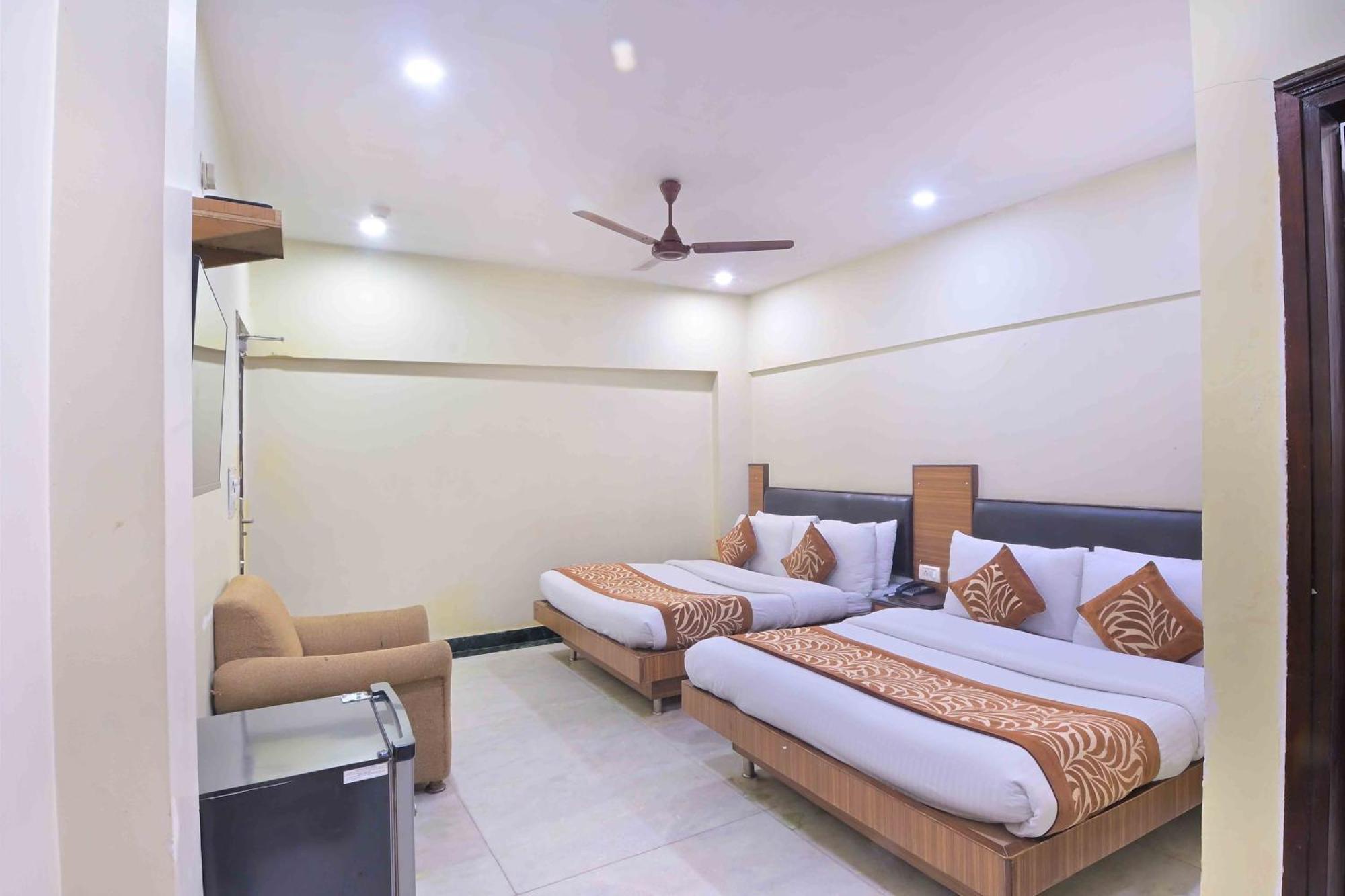 Hotel Hari Piorko Grand - 2 Min From New Delhi Railway Station Экстерьер фото