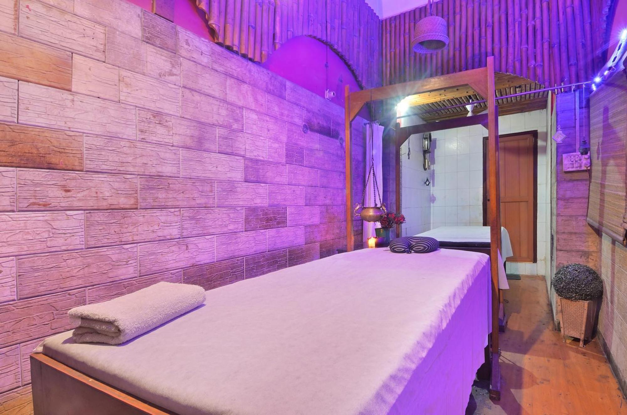 Hotel Hari Piorko Grand - 2 Min From New Delhi Railway Station Экстерьер фото